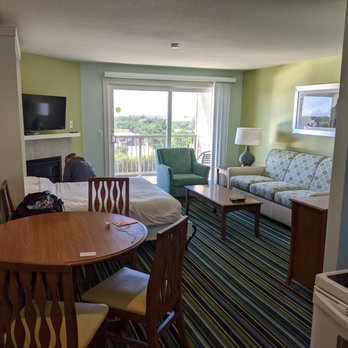 WorldMark Surfside Inn - Looking from kitchen to balcony - Hotels Near Me - Ocean Park, Washington