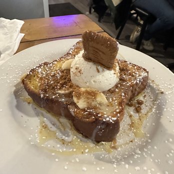 Honeybear Cafe - Cookie Butter French Toast - Breakfast & Brunch Near Me - Chicago, Illinois