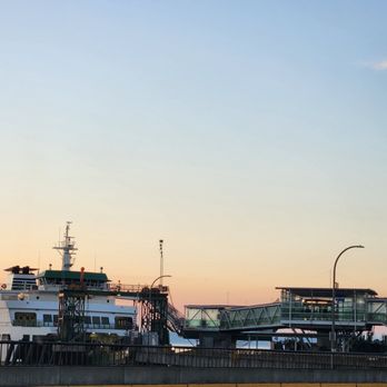 Kingston Ferry Terminal - Ferries Near Me - Kingston, Washington