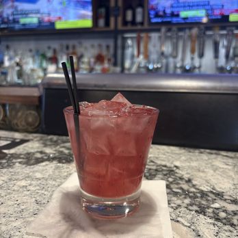 Diane Mina's Backyard Bar & Eats - Beer Bar Near Me - Burbank, California Diane Mina's Backyard Bar & Eats - Beer Bar Near Me - Burbank, California