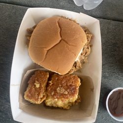 Dickson Smokehouse - Pork sandwich