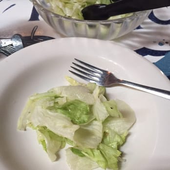 Babe's Chicken Dinner House - Tangy ice berg lettuce - Chicken Shop Near Me - Roanoke, Texas