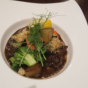 MW Restaurant - Truffle braised shortribs - New American Near Me - Honolulu, Hawaii MW Restaurant - Truffle braised shortribs - New American Near Me - Honolulu, Hawaii