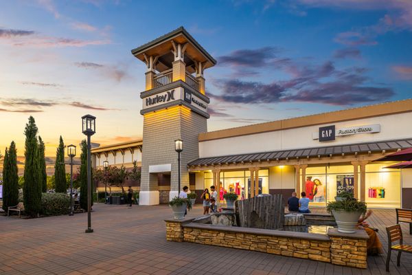 San Francisco Premium Outlets by null