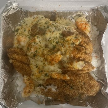 Barhop Cajun wok - Fried Fish w/ Creamy Shrimp Topping - Caterers Near Me - Victoria, Texas