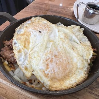 Mornings Breakfast & Brunch - Build your own Skillet - Breakfast & Brunch Near Me - Indianapolis, Indiana