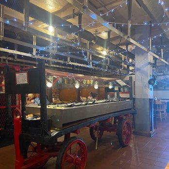 The Packinghouse - Salad Bar - Steakhouses Near Me - Galesburg, Illinois The Packinghouse - Salad Bar - Steakhouses Near Me - Galesburg, Illinois