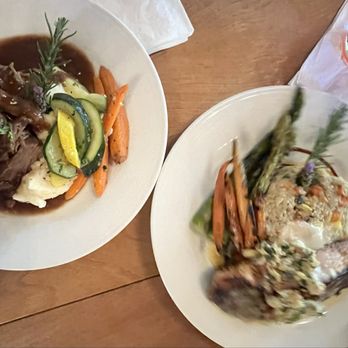 Farmhouse Grill - Pot roast and Salmon - American Near Me - Irvine, California Farmhouse Grill - Pot roast and Salmon - American Near Me - Irvine, California