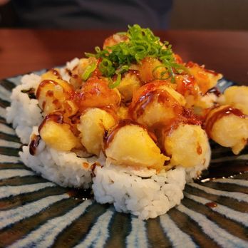 Kimu Sushi - Double S Roll (fried scallop & shrimp tempura) - Sushi Bars Near Me - Long Beach, California Kimu Sushi - Double S Roll (fried scallop & shrimp tempura) - Sushi Bars Near Me - Long Beach, California