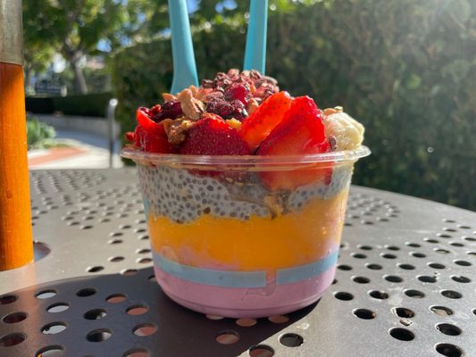 Blue Bowl Superfoods by null