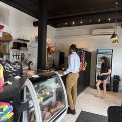 Chimbo Sandwich Shoppe - Inside