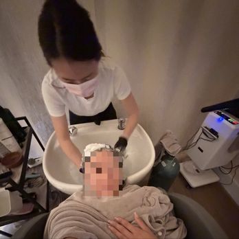 Sense Spa - During the scalp treatment - Hair Loss Centers Near Me - Glendale, California Sense Spa - During the scalp treatment - Hair Loss Centers Near Me - Glendale, California