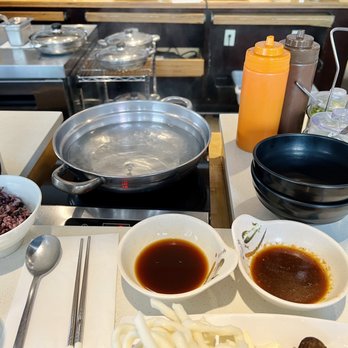 Joon Shabu Shabu - Hot Pot Near Me - Glendale, California Joon Shabu Shabu - Hot Pot Near Me - Glendale, California