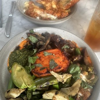 The Henry - Harvest Bowl and Rigatoni. Both delicious - Coffee & Tea Near Me - Coronado, California The Henry - Harvest Bowl and Rigatoni. Both delicious - Coffee & Tea Near Me - Coronado, California