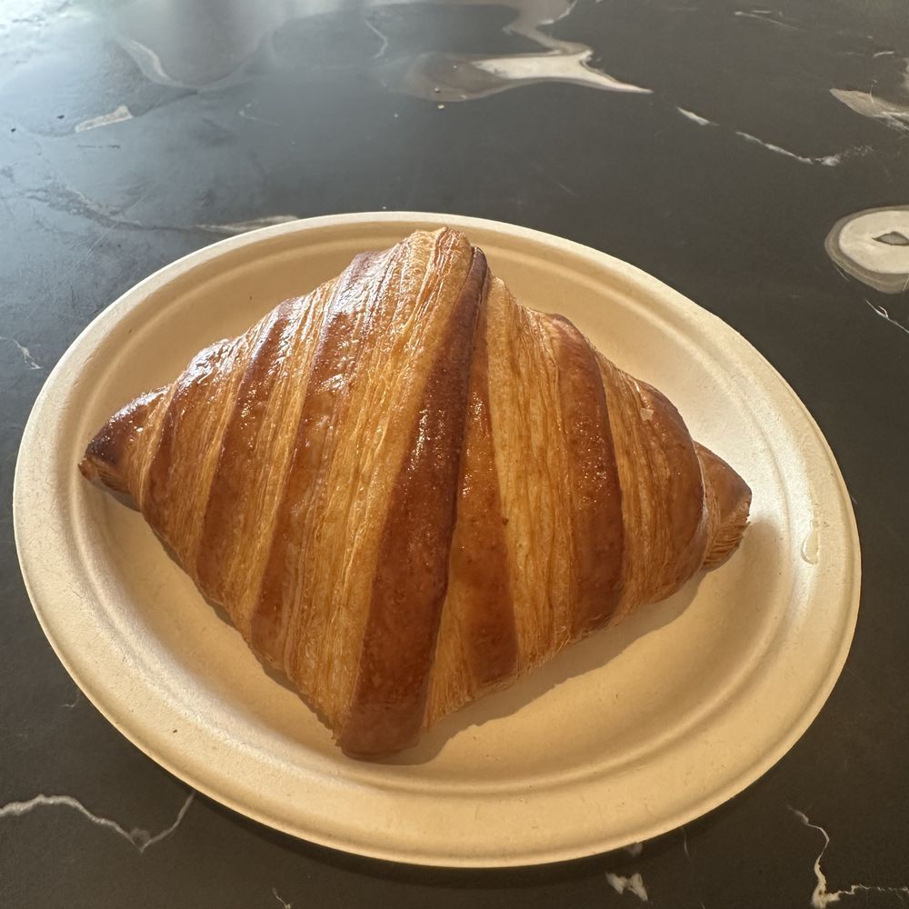 Herst Coffee Roasters - butter croissant - Coffee Roasteries Near Me - Newport Beach, California