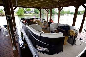 Intra Boat Rentals