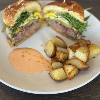 Azafran Restaurant - Breakfast & Brunch Near Me - Camarillo, California