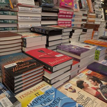 Trident Booksellers & Café - Bookstores Near Me - Boston, Massachusetts