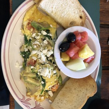 Connie's - Shadowridge Omelette with fruit and toast - Cafes Near Me - Vista, California