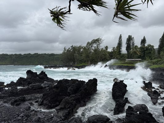 Keanae Lookout by null