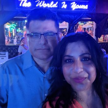 Retro Junkie - Cocktail Bars Near Me - Walnut Creek, California