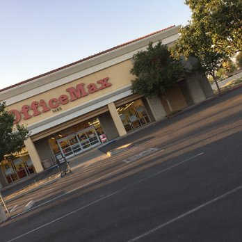 OfficeMax - The entrance - Office Equipment Near Me - Clovis, California