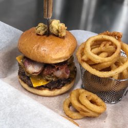 Back Home Restaurant & Catering - Spicy Jalapeño Burger with Onion Rings