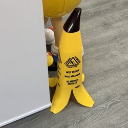Twist Cannabis - Funny slippery banana wet floor sign