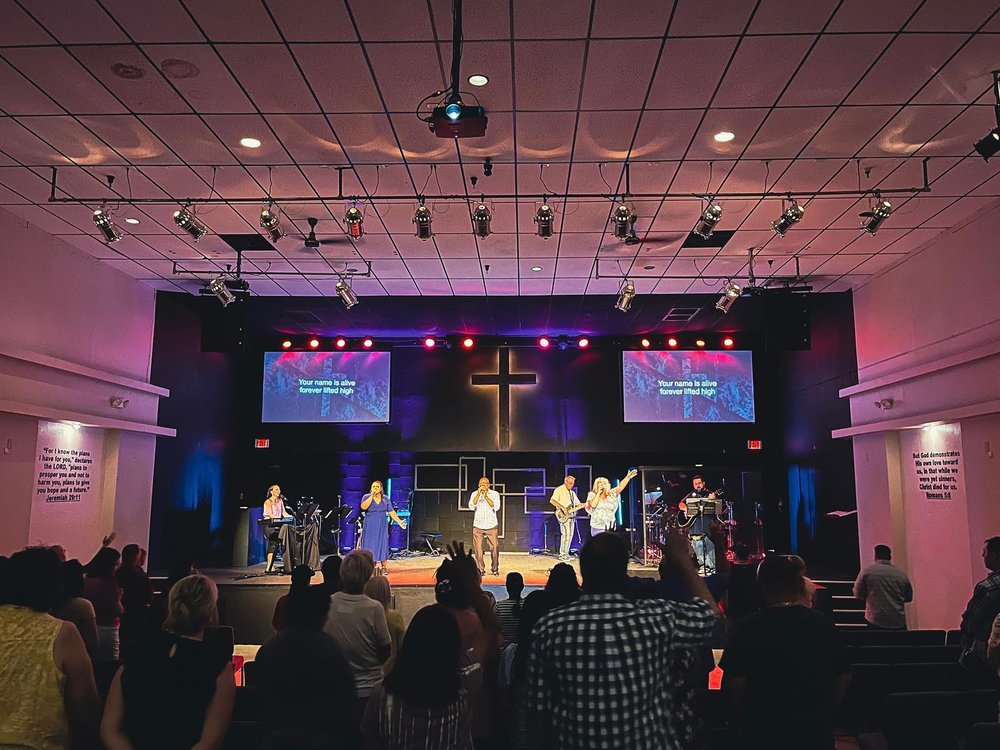 UNLEASHED CHRISTIAN CHURCH Updated October 2024 265 W Valencia Rd