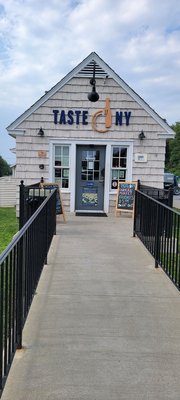 Taste NY Market at Todd Hill by null