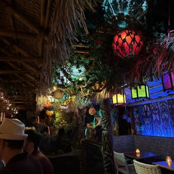 Hugman's Oasis - Inside bar. Very dark and small - Tiki Bars Near Me - San Antonio, Texas Hugman's Oasis - Inside bar. Very dark and small - Tiki Bars Near Me - San Antonio, Texas