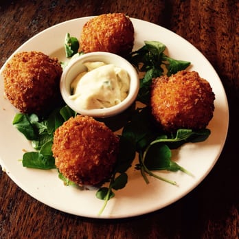 Southside 815 - Mac and cheese fritter special - Southern Near Me - Alexandria, Virginia