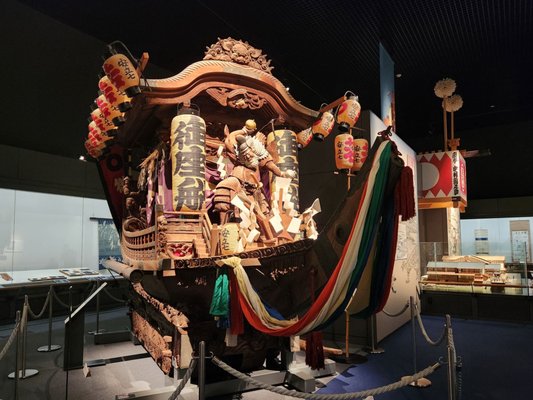 Osaka Museum of History by null