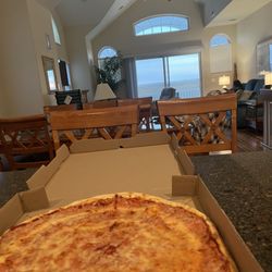 Azzurra Pizza - Yum! #girlsweekend