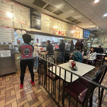Valois - Breakfast & Brunch Near Me - Chicago, Illinois
