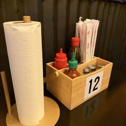 Street Brothers Seafood - Condiments