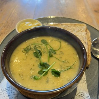 Greyfriar's Bobby bar - Cullen Skink (smoked haddock, potato and leek soup) - Scottish Near Me - Edinburgh, EDH Greyfriar's Bobby bar - Cullen Skink (smoked haddock, potato and leek soup) - Scottish Near Me - Edinburgh, EDH