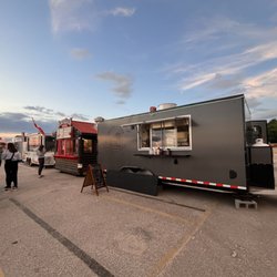 Smashed and Fried - Smashed and Fried food truck