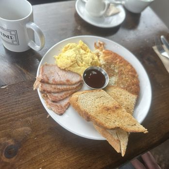 The Diner - The classic breakfast with homemade wheat toast - American Near Me - McMinnville, Oregon The Diner - The classic breakfast with homemade wheat toast - American Near Me - McMinnville, Oregon