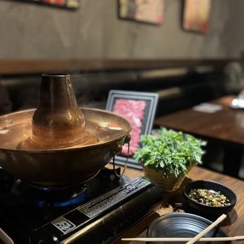 Le Sia - Hotpot - Chinese Near Me - New York, New York