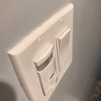Paradise Point - Light switches and walls looked like they have rarely ever been wiped down - Resorts Near Me - San Diego, California