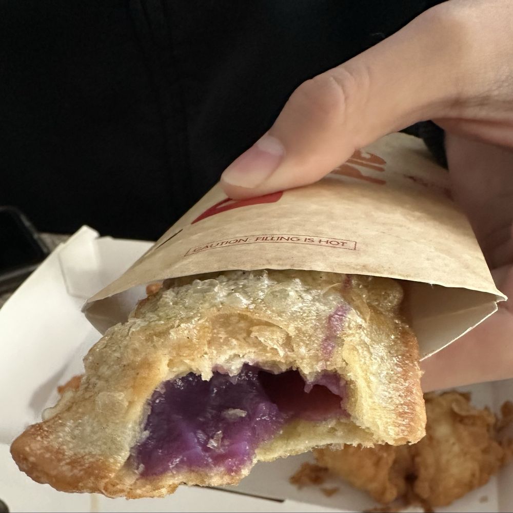 Jollibee - Ube pie - Chicken Shop Near Me - Alhambra, California Jollibee - Ube pie - Chicken Shop Near Me - Alhambra, California