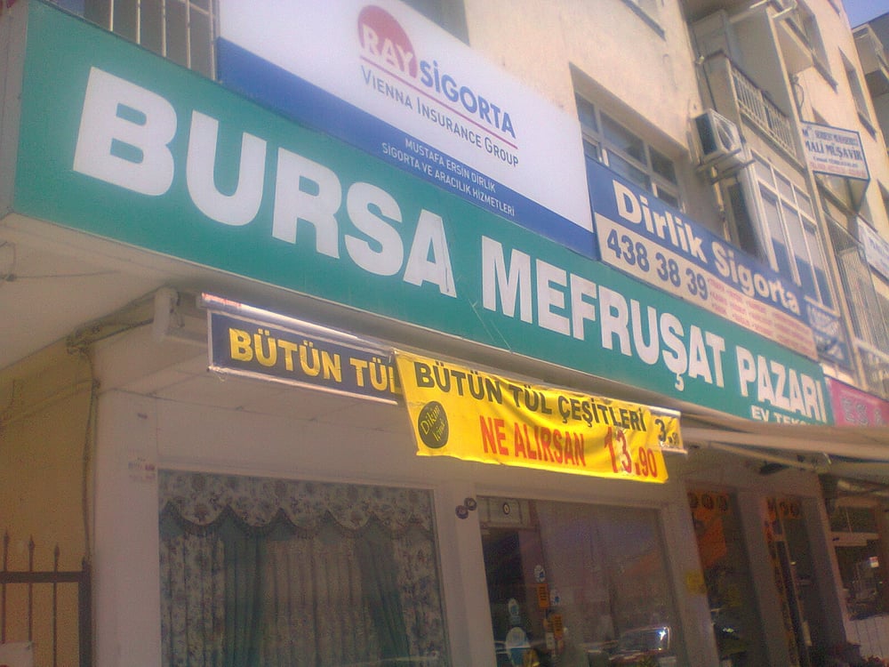 Bursa Mefruşat Pazarı