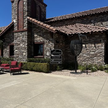 Lorimar Vineyards and Winery - Front entrance of Lorimar - Wineries Near Me - Temecula, California Lorimar Vineyards and Winery - Front entrance of Lorimar - Wineries Near Me - Temecula, California