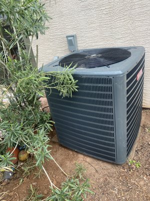 AC Installs - The community of Phoenix, AZ, and the surrounding areas, is no stranger to the harsh heat, making a functional cooling system non-negotiable. At Airbender Heating & Cooling HVAC, we specialize in AC repair services, ensuring your cooling system is always ready to provide you with the comfort you need. Founded in 2019, we’ve spent the last five years serving the residential and commercial customers in the local area, offering top-quality HVAC services marked by honesty, dedication, and a commitment to customer satisfaction. Whether it’s routine maintenance or addressing a sudden malfunction, our team of experts is prepared to restore your AC system to optimal functionality.
