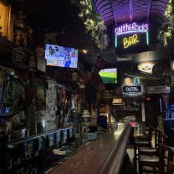 On the Rocks - Interior