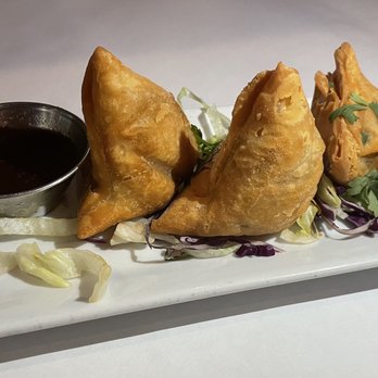 Bombay Darbar - Vegetable samosa - Indian Near Me - Miami, Florida Bombay Darbar - Vegetable samosa - Indian Near Me - Miami, Florida