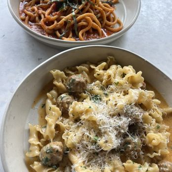Bar Issi - Spaghetti and Campanella - Italian Near Me - Palm Springs, California Bar Issi - Spaghetti and Campanella - Italian Near Me - Palm Springs, California