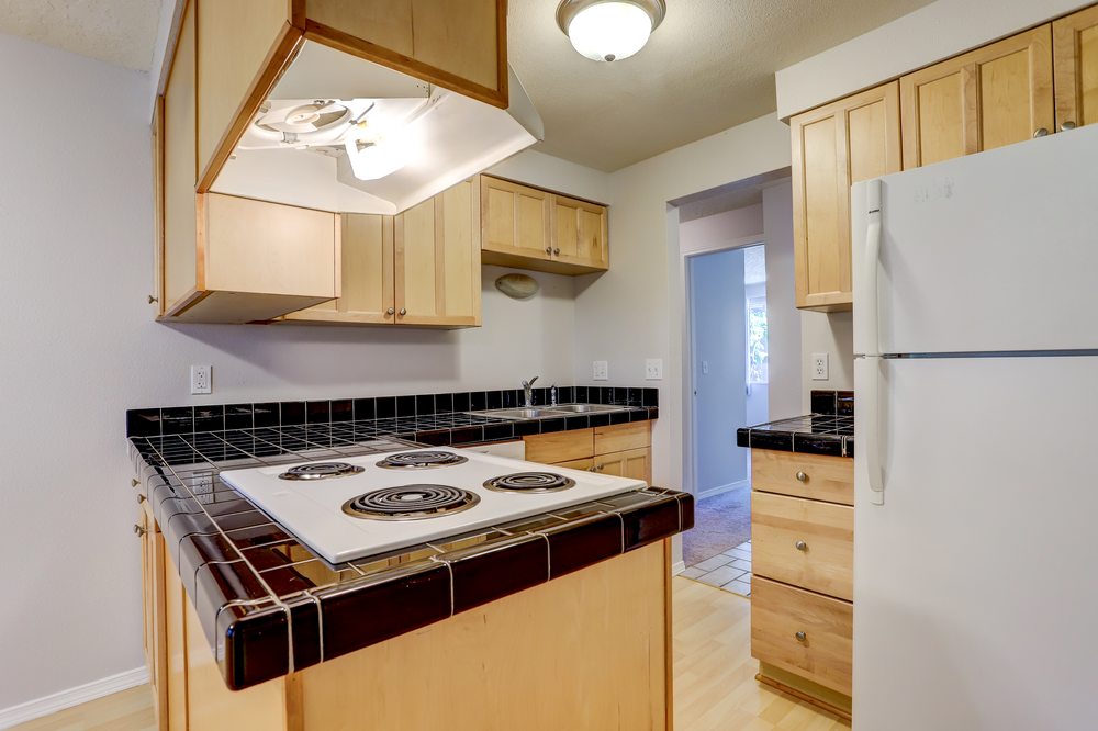 LEGACY PROPERTY MANAGEMENT 49 Photos & 17 Reviews Apartments