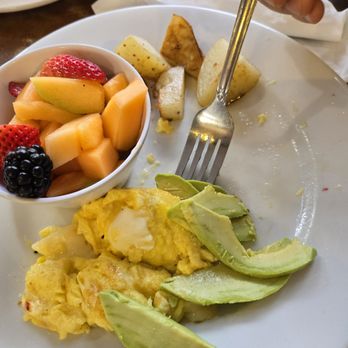 Brioche Bakery & Cafe - California scrambled - Breakfast & Brunch Near Me - San Francisco, California Brioche Bakery & Cafe - California scrambled - Breakfast & Brunch Near Me - San Francisco, California